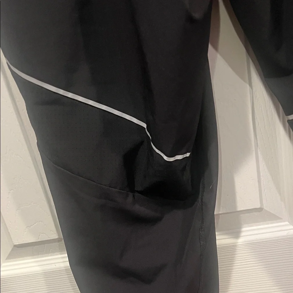 DSG Men's Classic Black Joggers - Picture 8 of 10